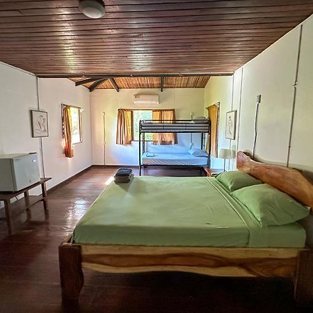 El Clan Hostel Puerto Viejo de Talamanca Экстерьер фото