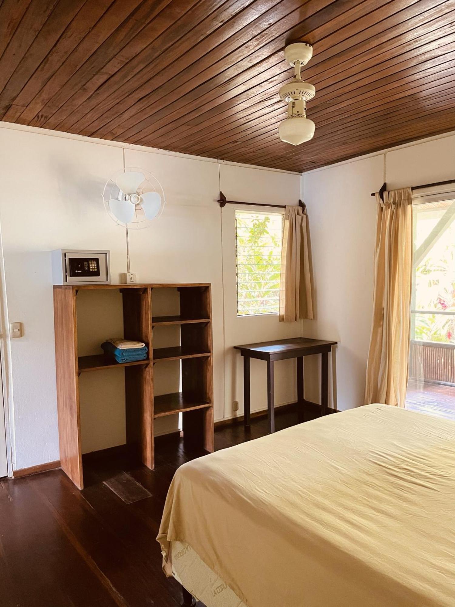 El Clan Hostel Puerto Viejo de Talamanca Экстерьер фото